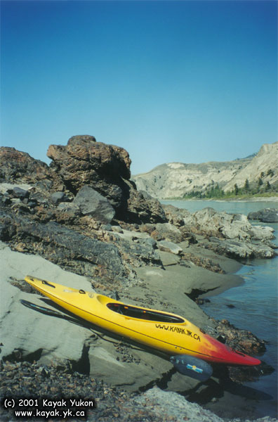 13_kayak_on_beach